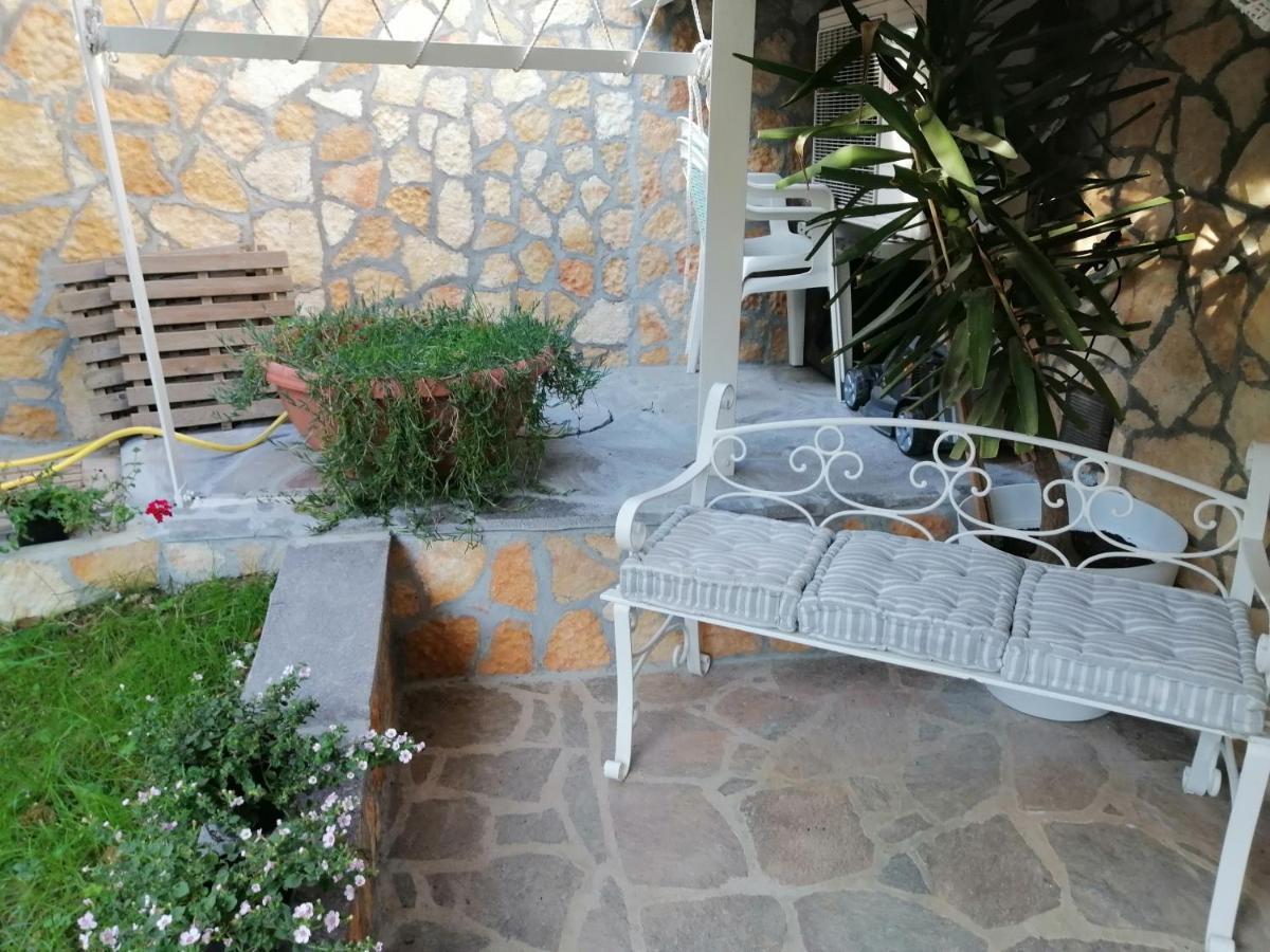 Casa In Collina "La Farfalla" Riparbella Dış mekan fotoğraf